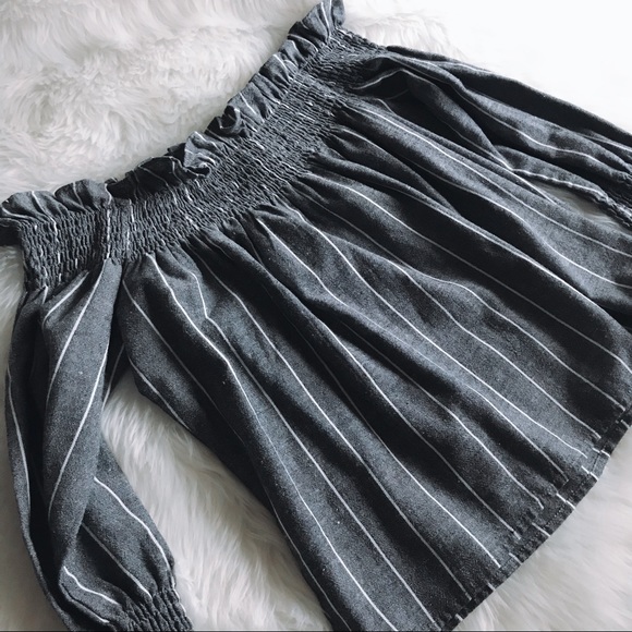 Off shoulder striped top - Picture 2 of 3